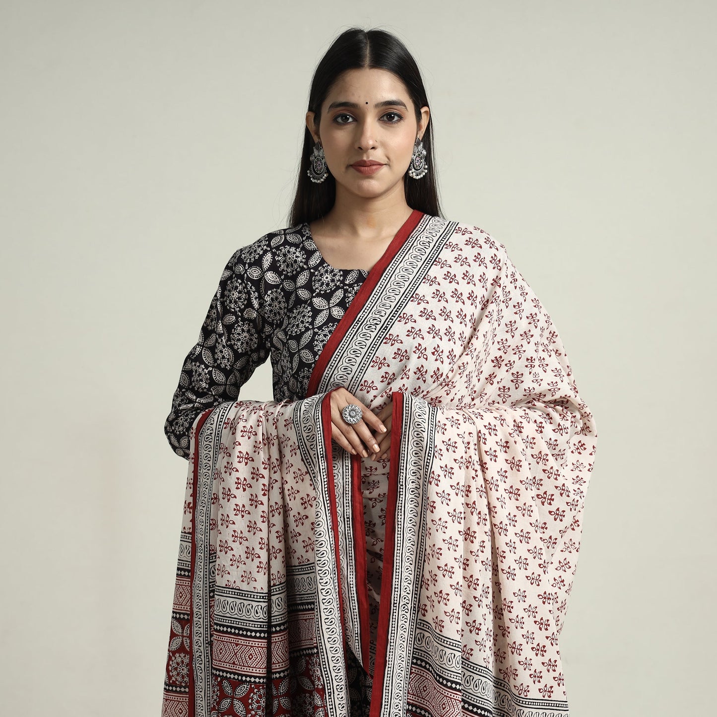 Buy Bagh Block Printed Cotton Kurta with Palazzo & Dupatta Set 04 Online at iTokri.com