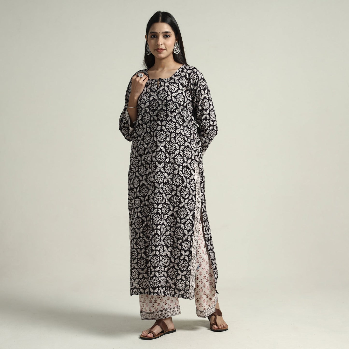 Buy Bagh Block Printed Cotton Kurta with Palazzo & Dupatta Set 04 Online at iTokri.com