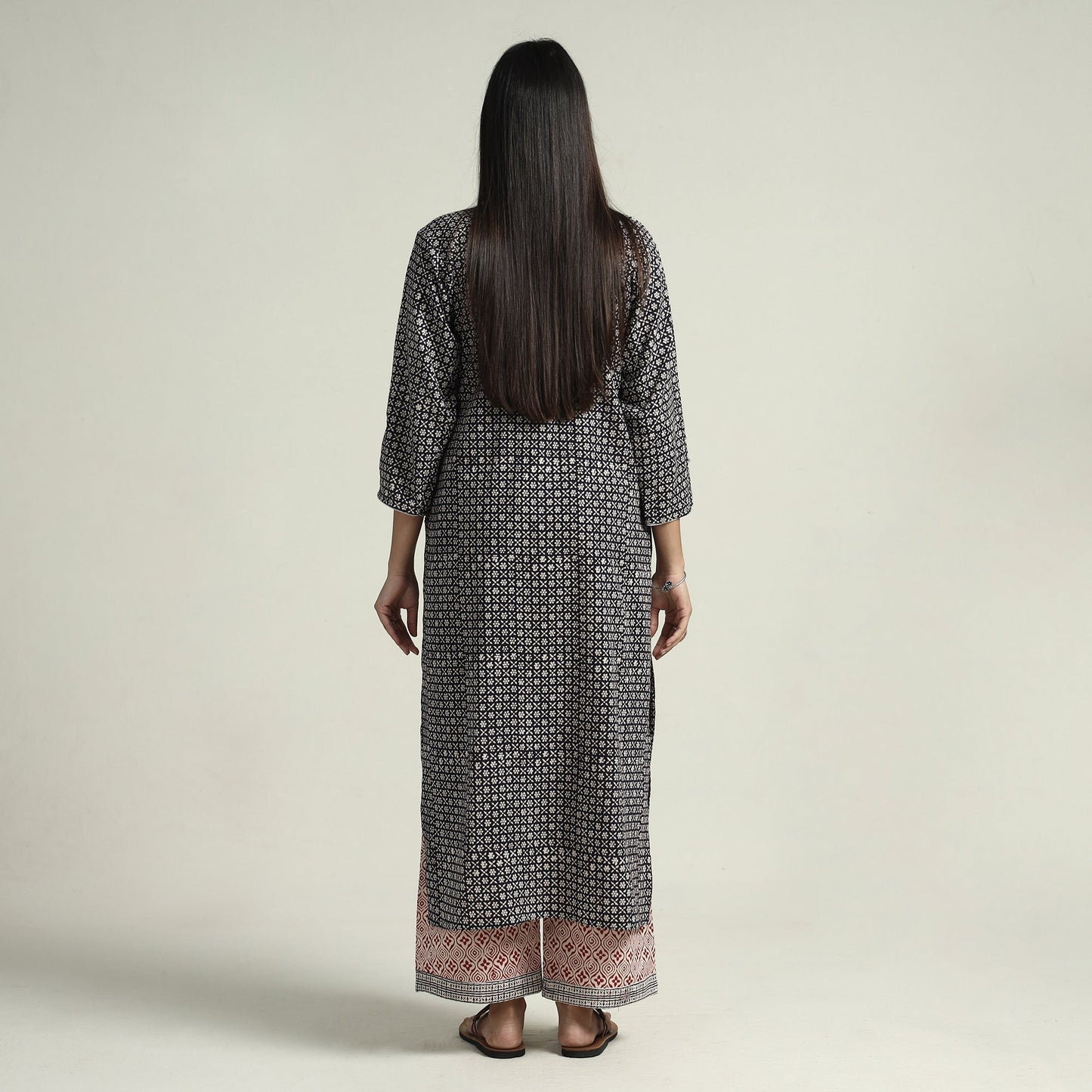  Bagh Block Printed Cotton Kurta with Palazzo & Dupatta Set 09 