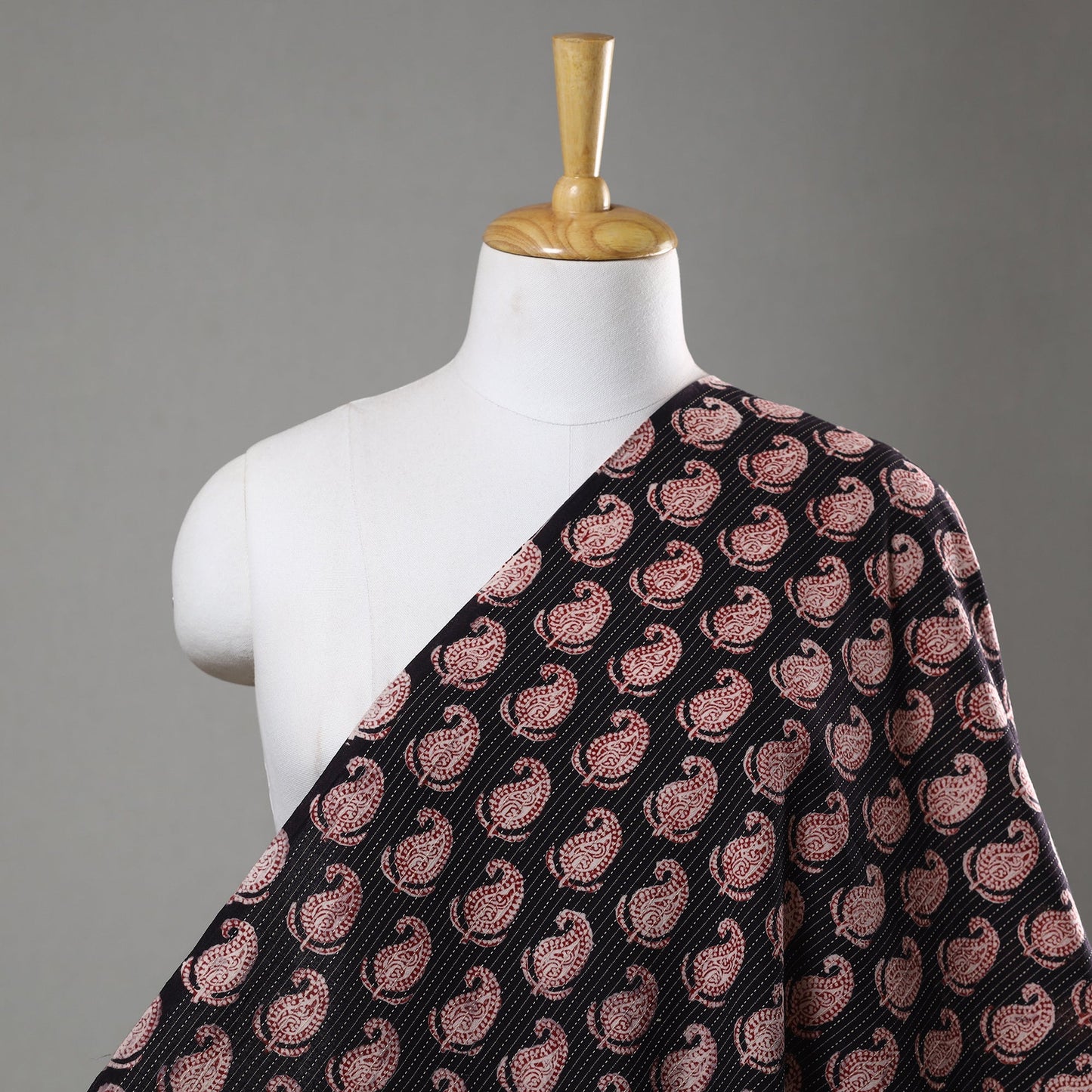  Bagh Block Printed Kantha Style Cotton Fabric 02 