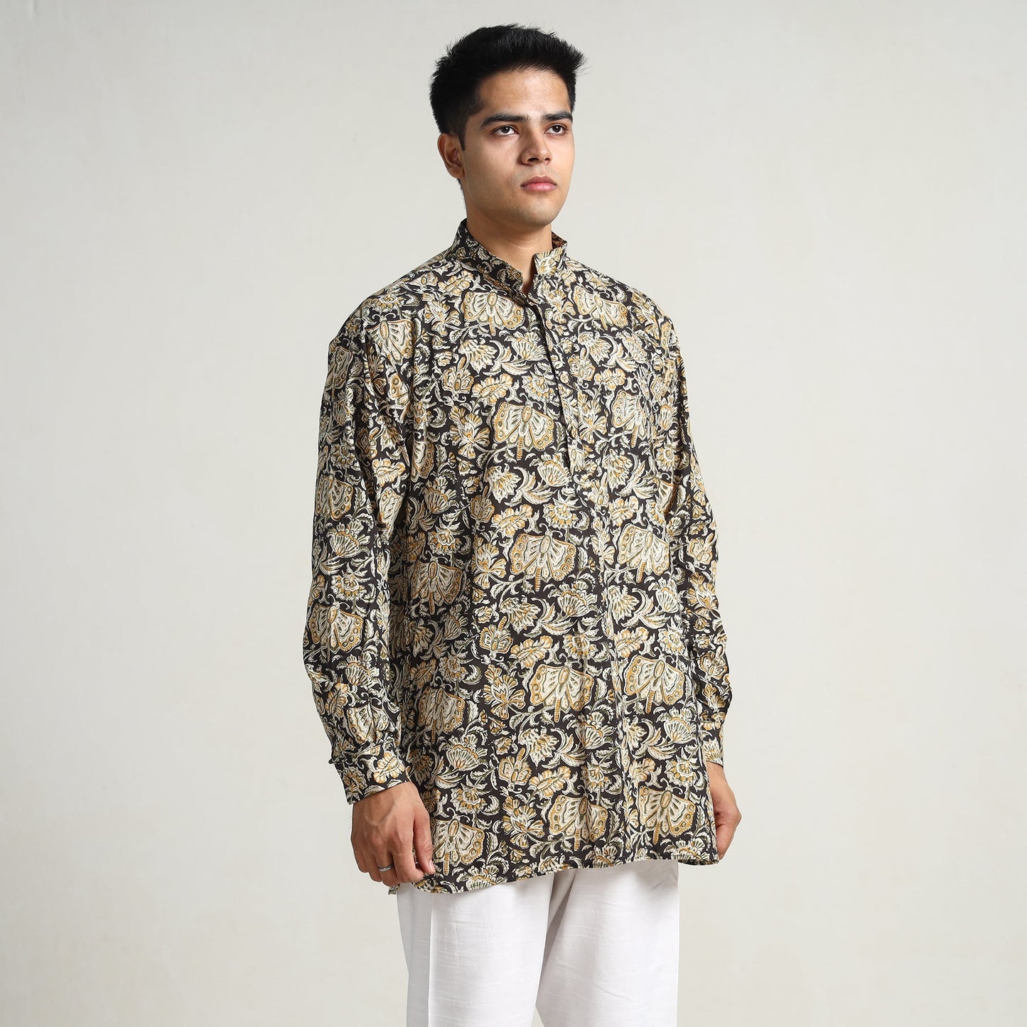 Buy Bagru Block Printed Cotton Men Short Kurta 13 Online at iTokri.com