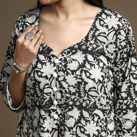 Buy Bagru Hand Block Printed Cotton A-Line Kurta Online at iTokri.com