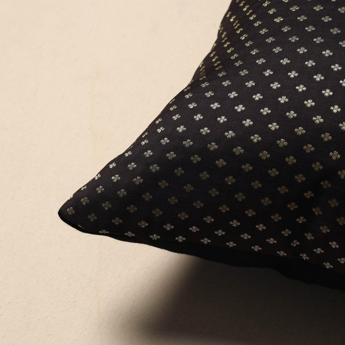 Banarasi silk cushion cover 60 - handcrafted