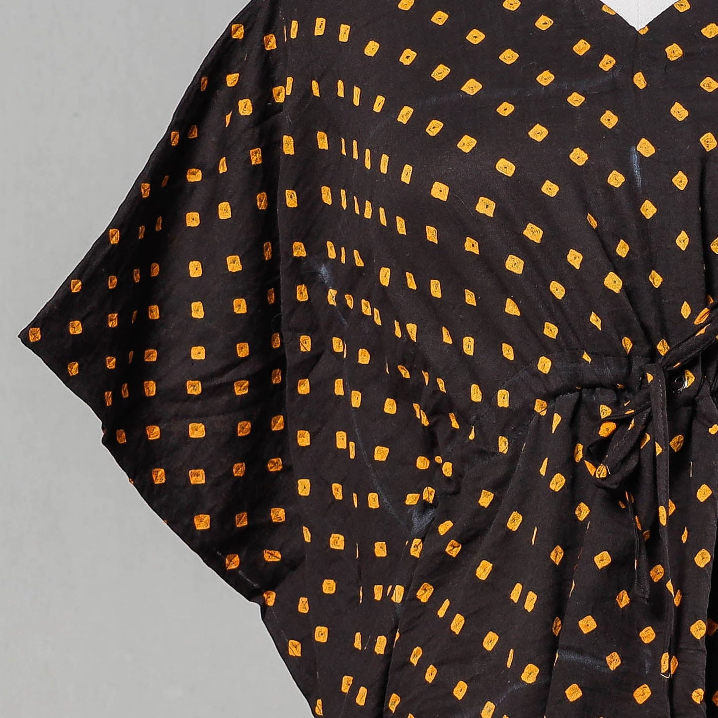 Buy Bandhani Tie-Dye Cotton Kaftan with Tie-Up Waist l iTokri.com