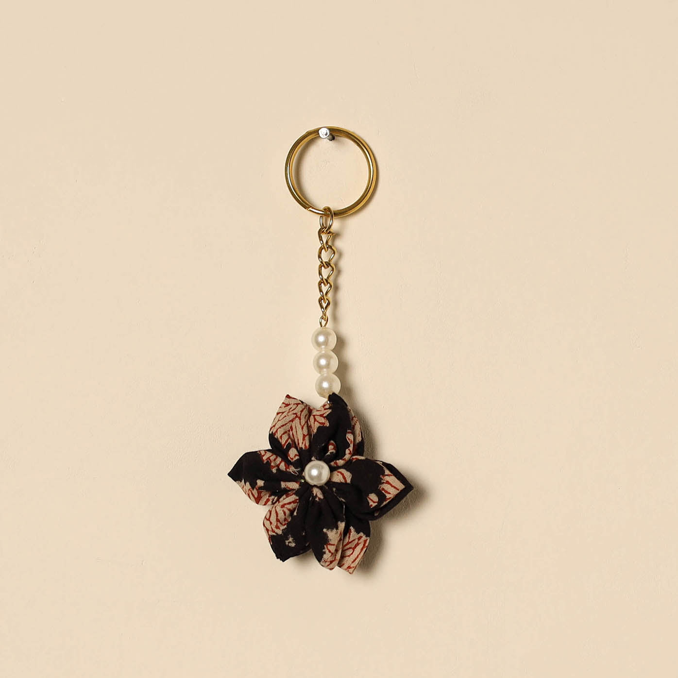 Beaded fabart flower keychain 13 - handcrafted