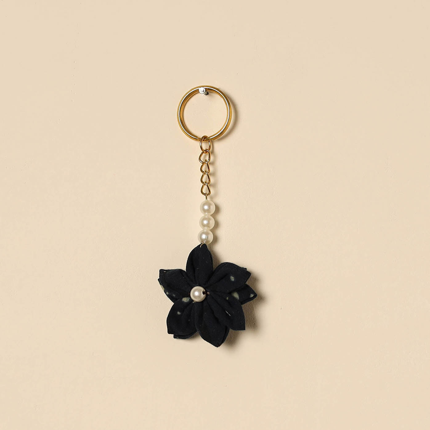 Beaded fabart flower keychain 26 - handcrafted