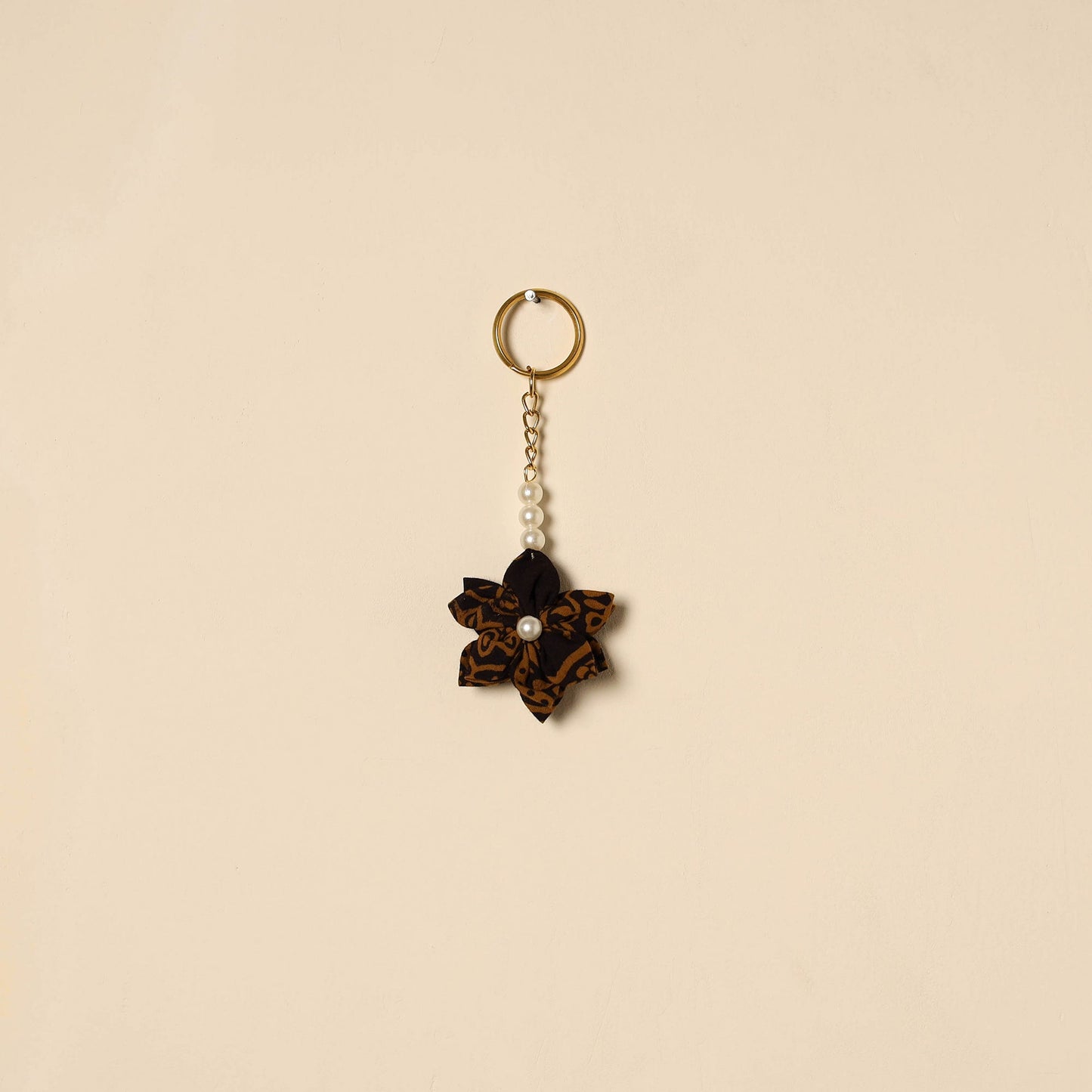 Beaded fabart flower keychain 44 - handcrafted