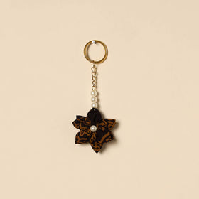 Beaded fabart flower keychain 44 - handcrafted