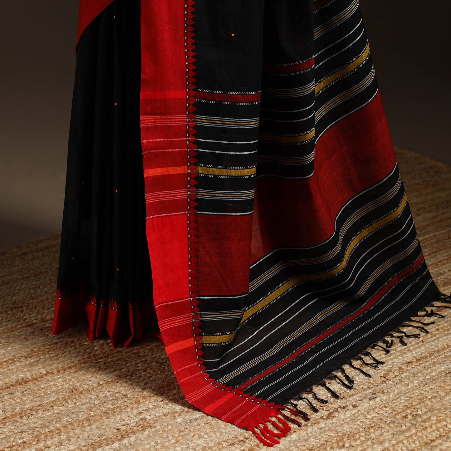 Black - bengal handwoven cotton begumpuri saree 02