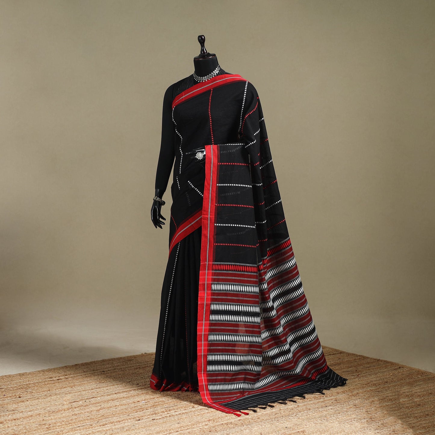 Black - bengal handwoven cotton begumpuri saree 32