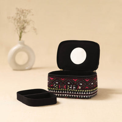 Bengal kantha work handcrafted jewellery box with mirror 13