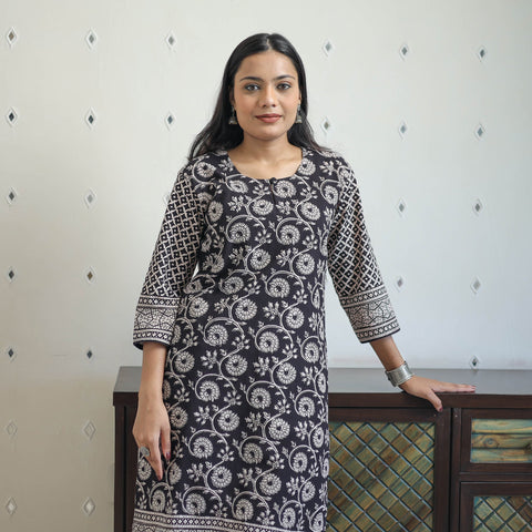 Buy Black Block Print Cotton Straight Bagh Kurta Online