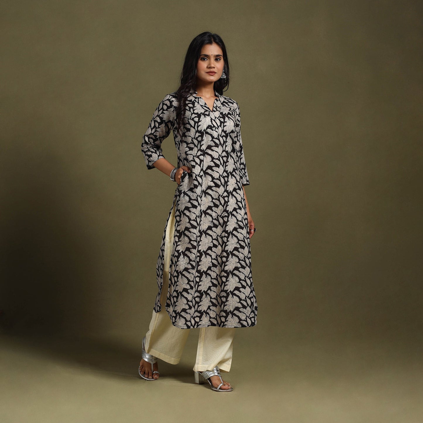 Black - natural dyed cotton straight bagru kurta 09
