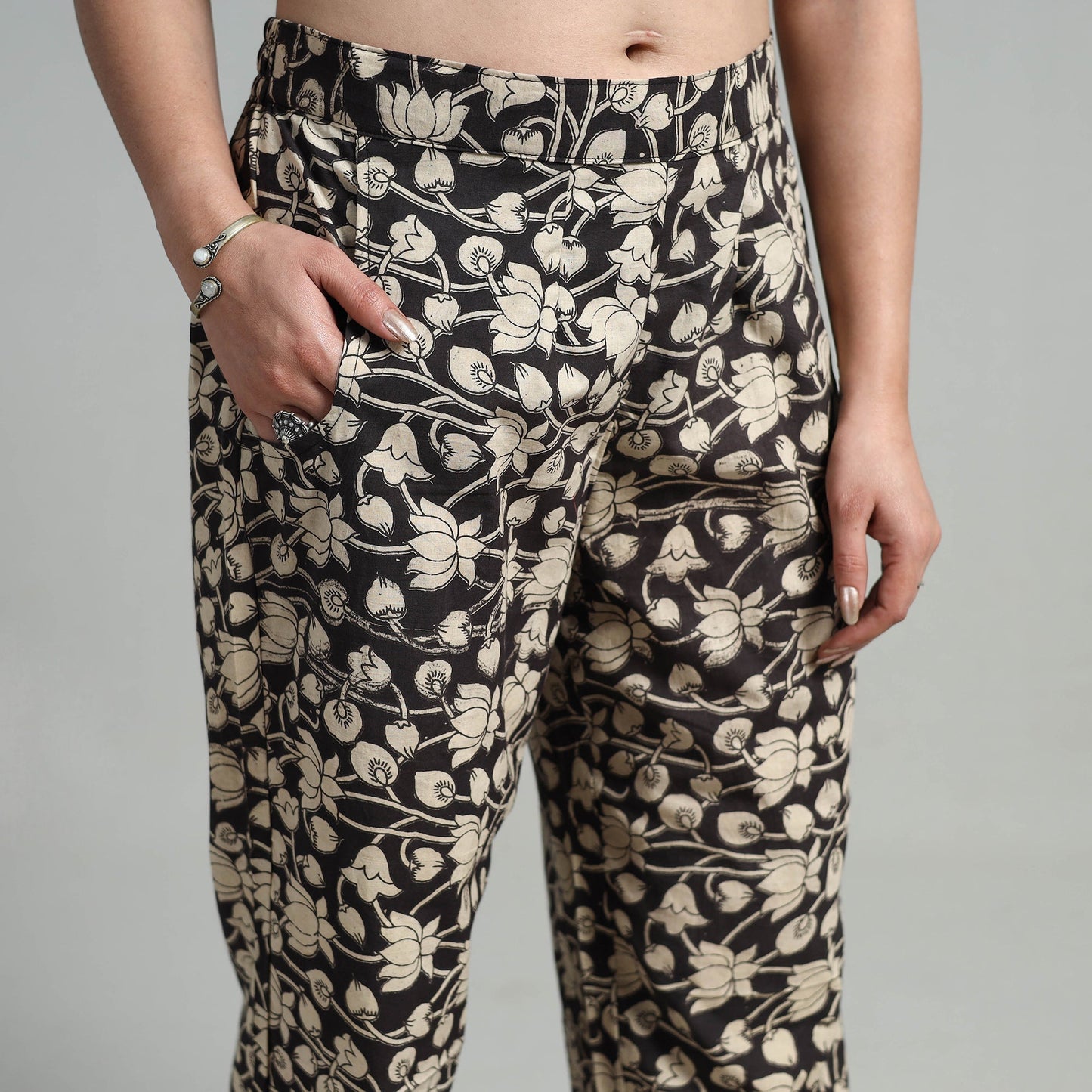 Buy Block Printed Cotton Pedana Kalamkari Palazzo