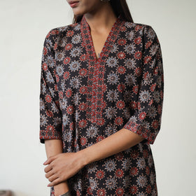 Shop Black Block Printed Cotton Straight Ajrakh Kurta Online