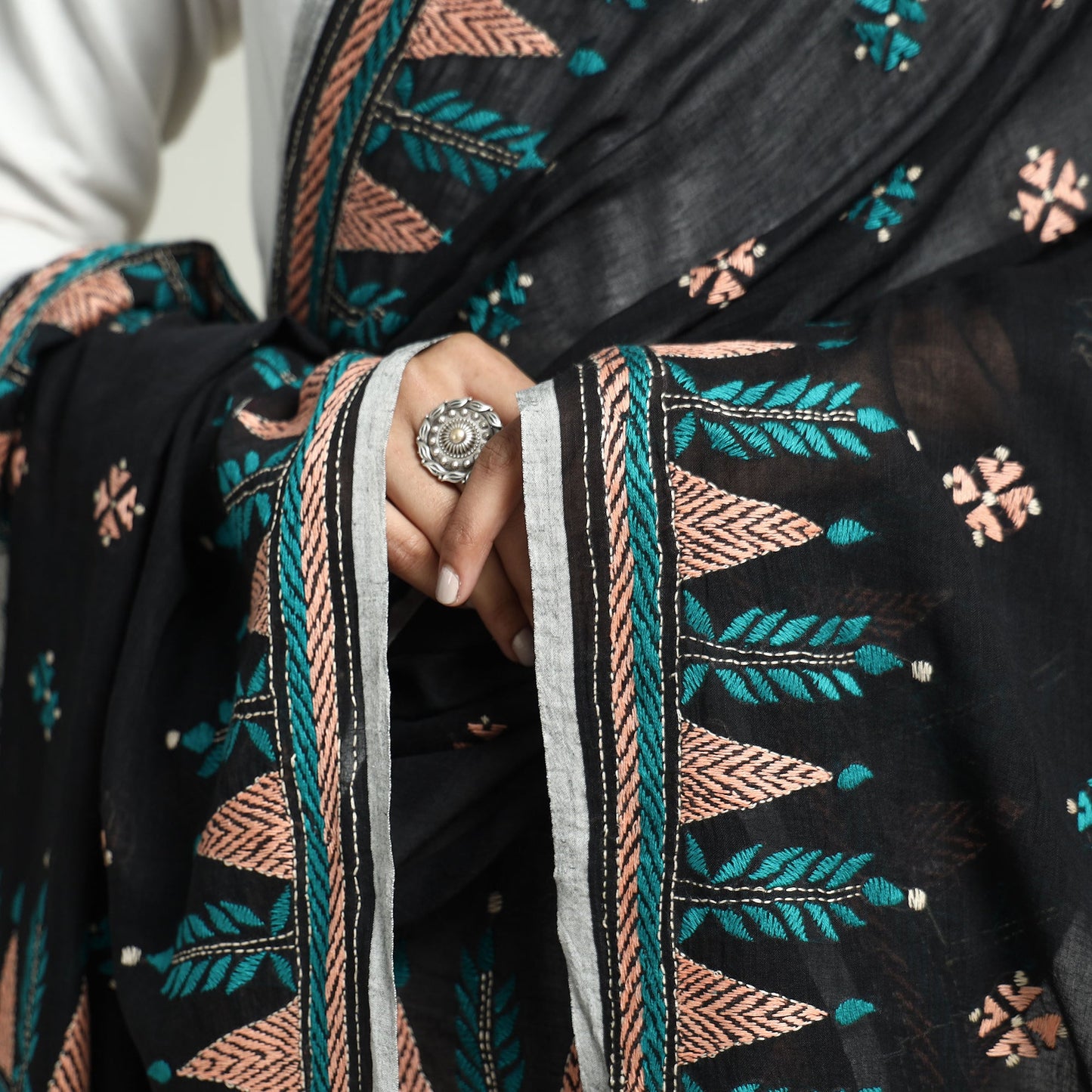 kantha embroidery dupatta