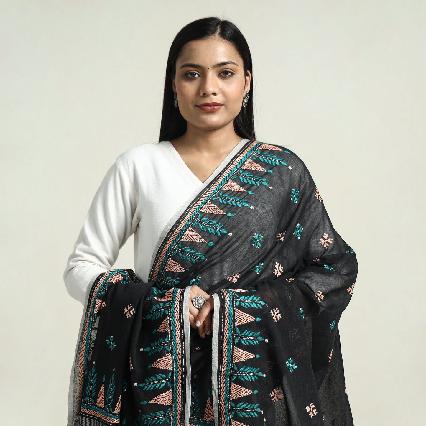 kantha embroidery dupatta