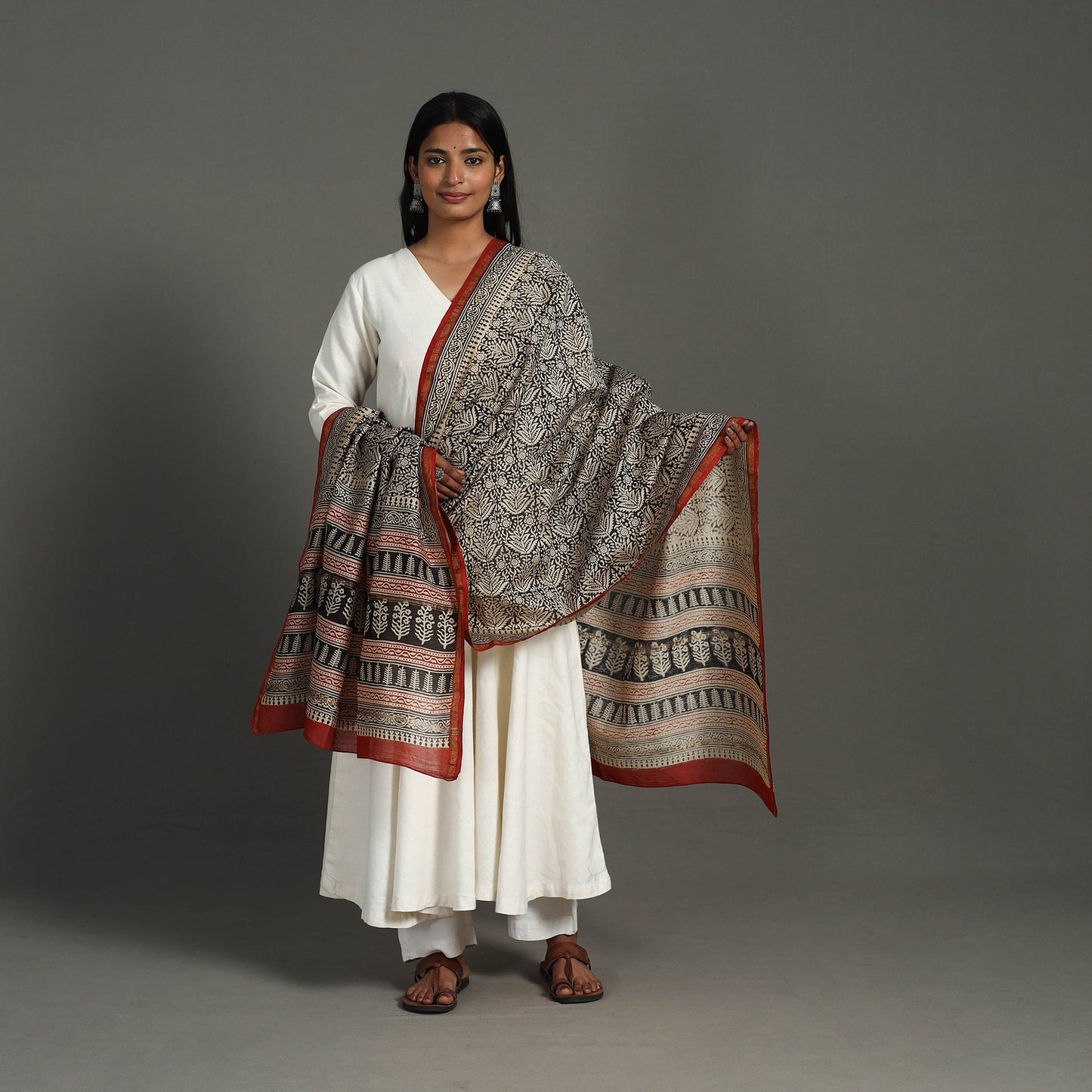 Black - chanderi silk bagru dupatta 14 - handcrafted