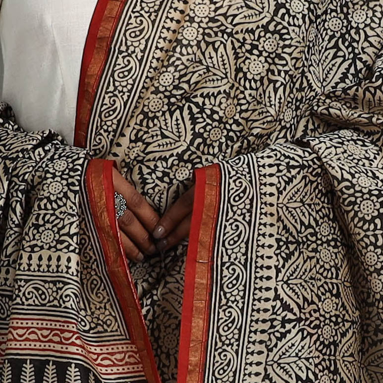 Black - chanderi silk bagru dupatta 14 - handcrafted