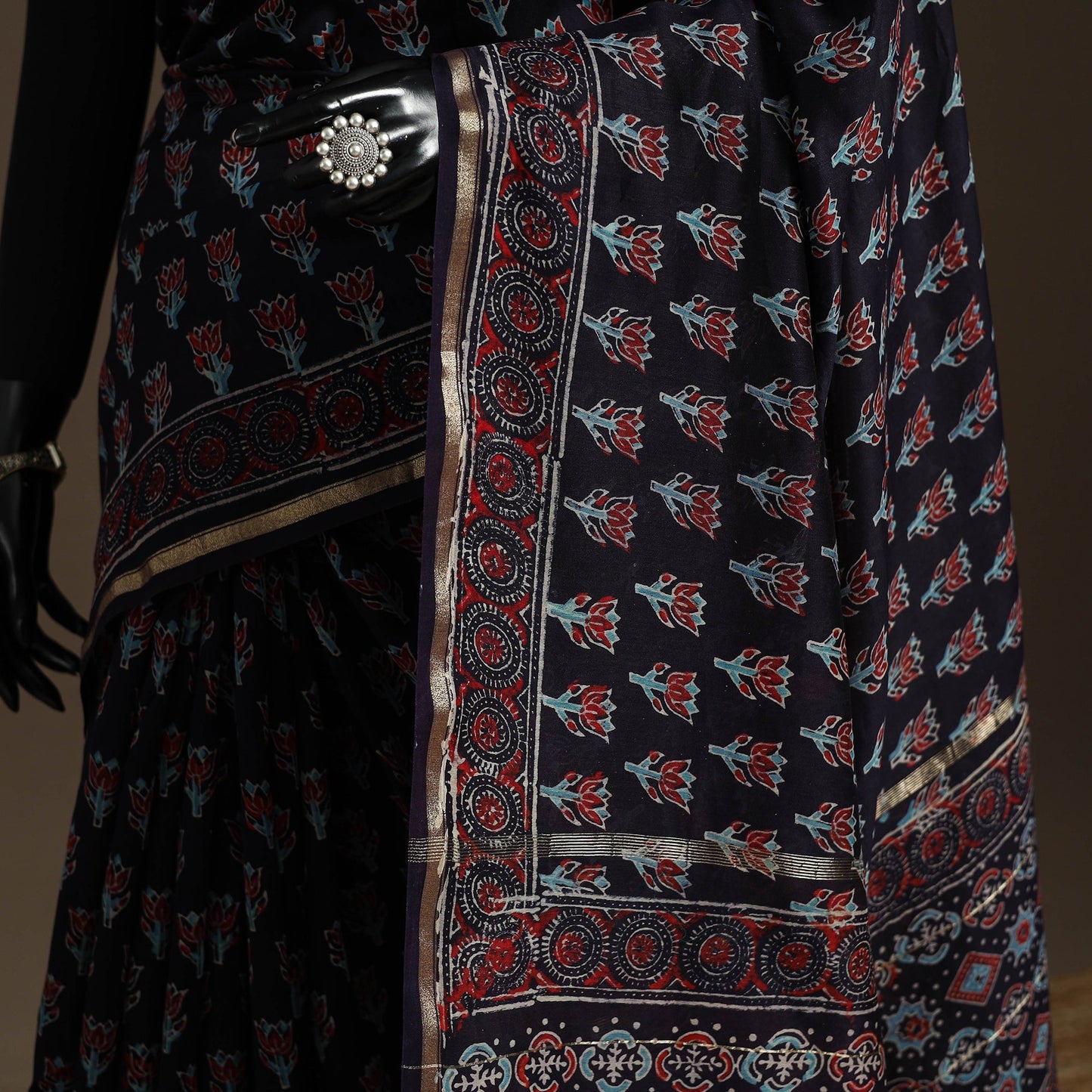 Chanderi silk hand bagru saree with zari border 08