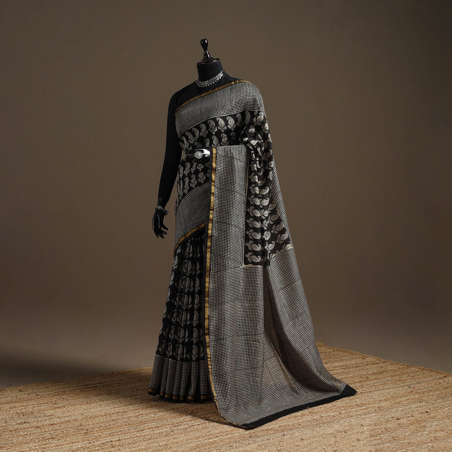 Chanderi silk hand bagru saree with zari border 08