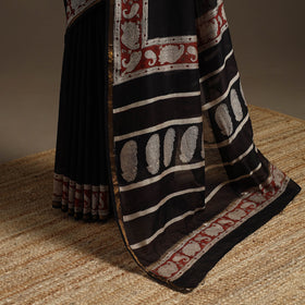 Chanderi silk hand bagru saree with zari border 11