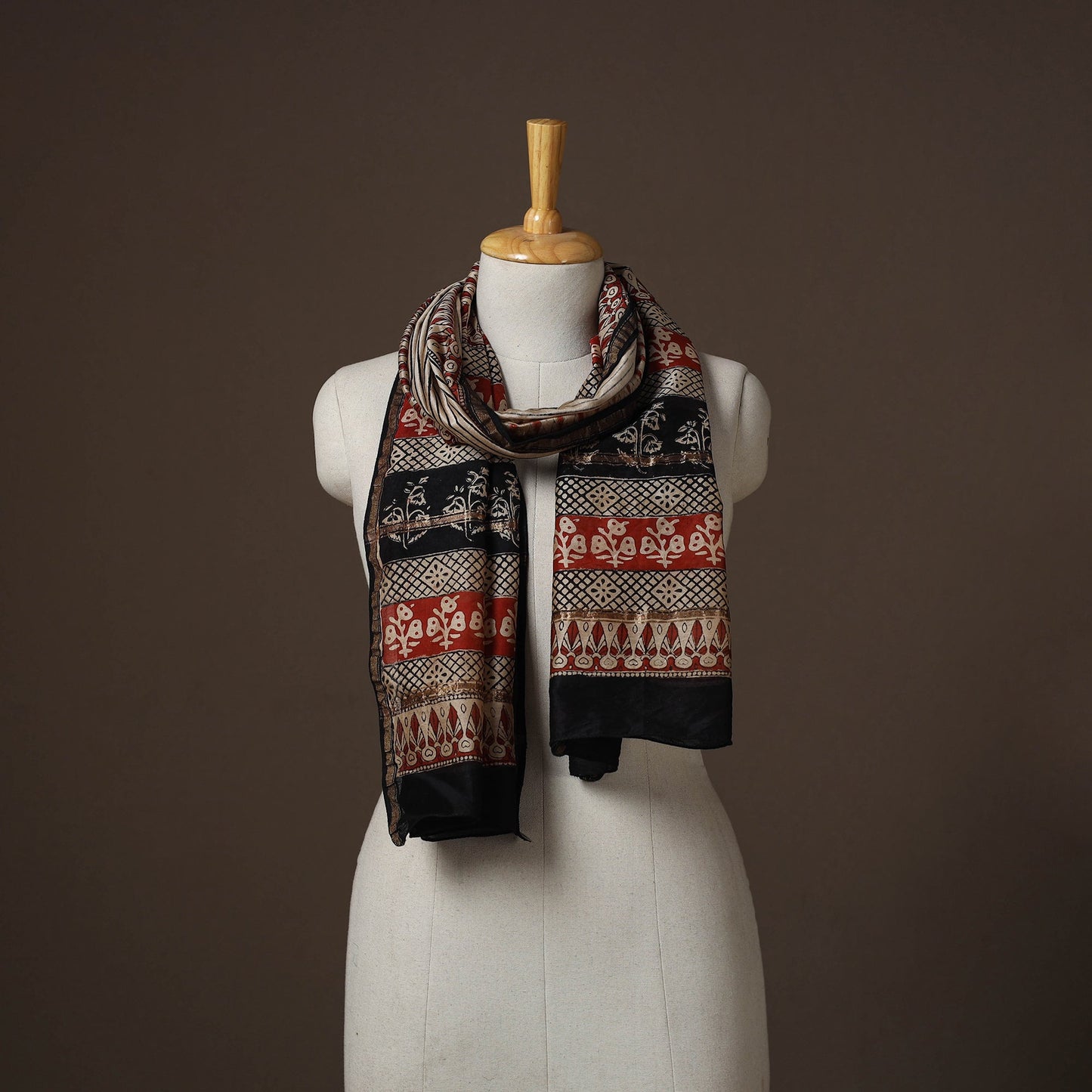 Chanderi silk handloom natural dyed bagru stole 01