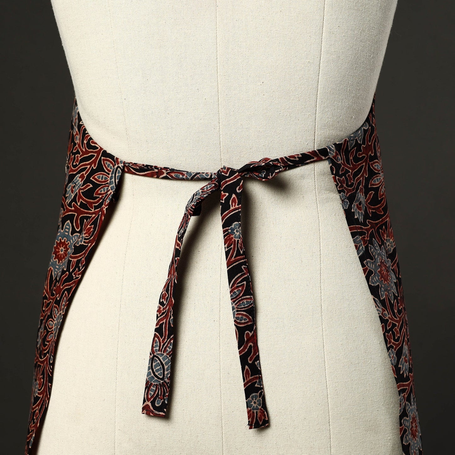 Black - cotton apron with pocket 47 - handcrafted