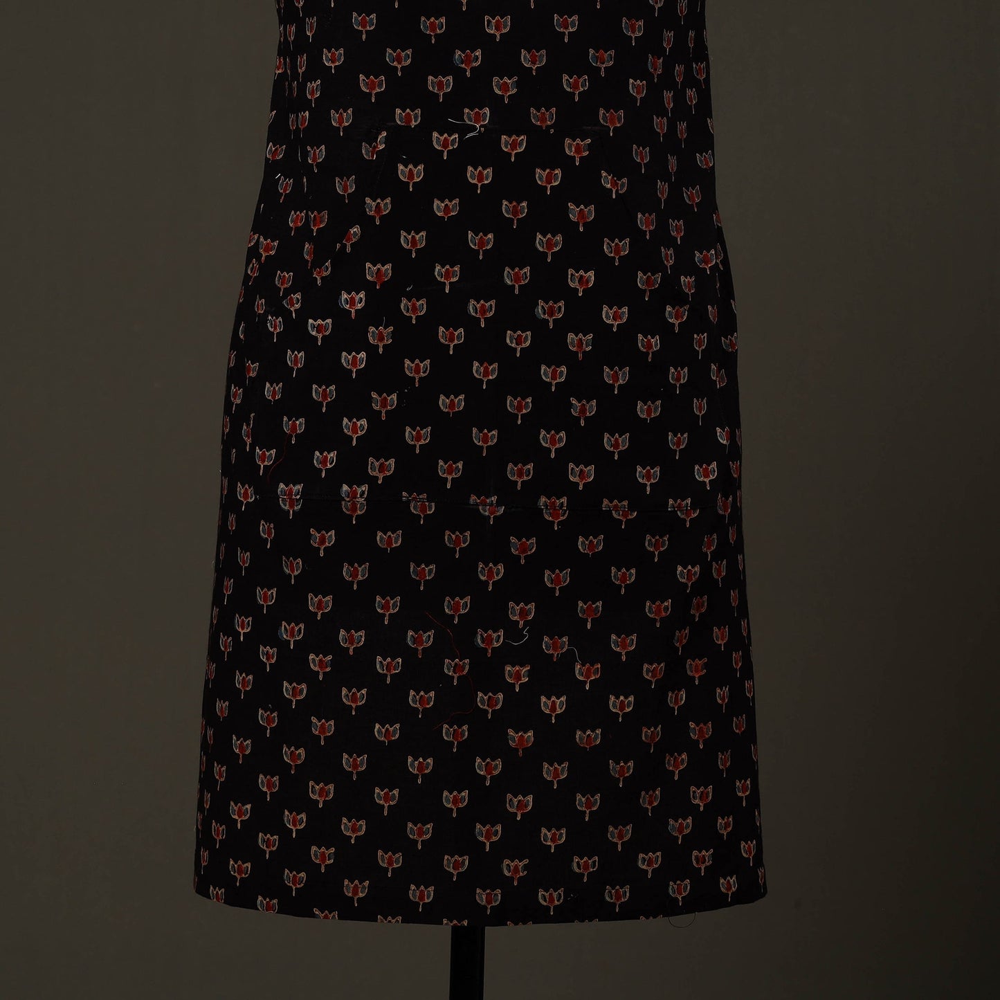 Black - cotton apron with pocket 84 - handcrafted