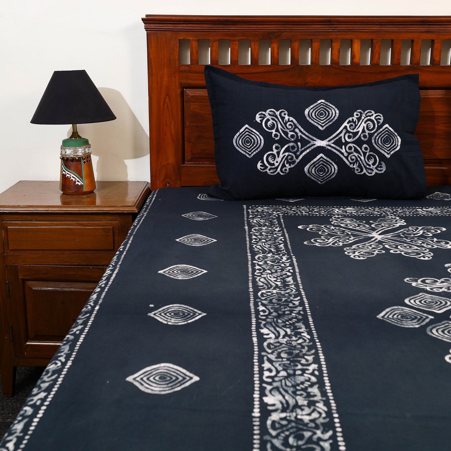 Black - Cotton Double Hand Batik Print Bed Sheet Set 51