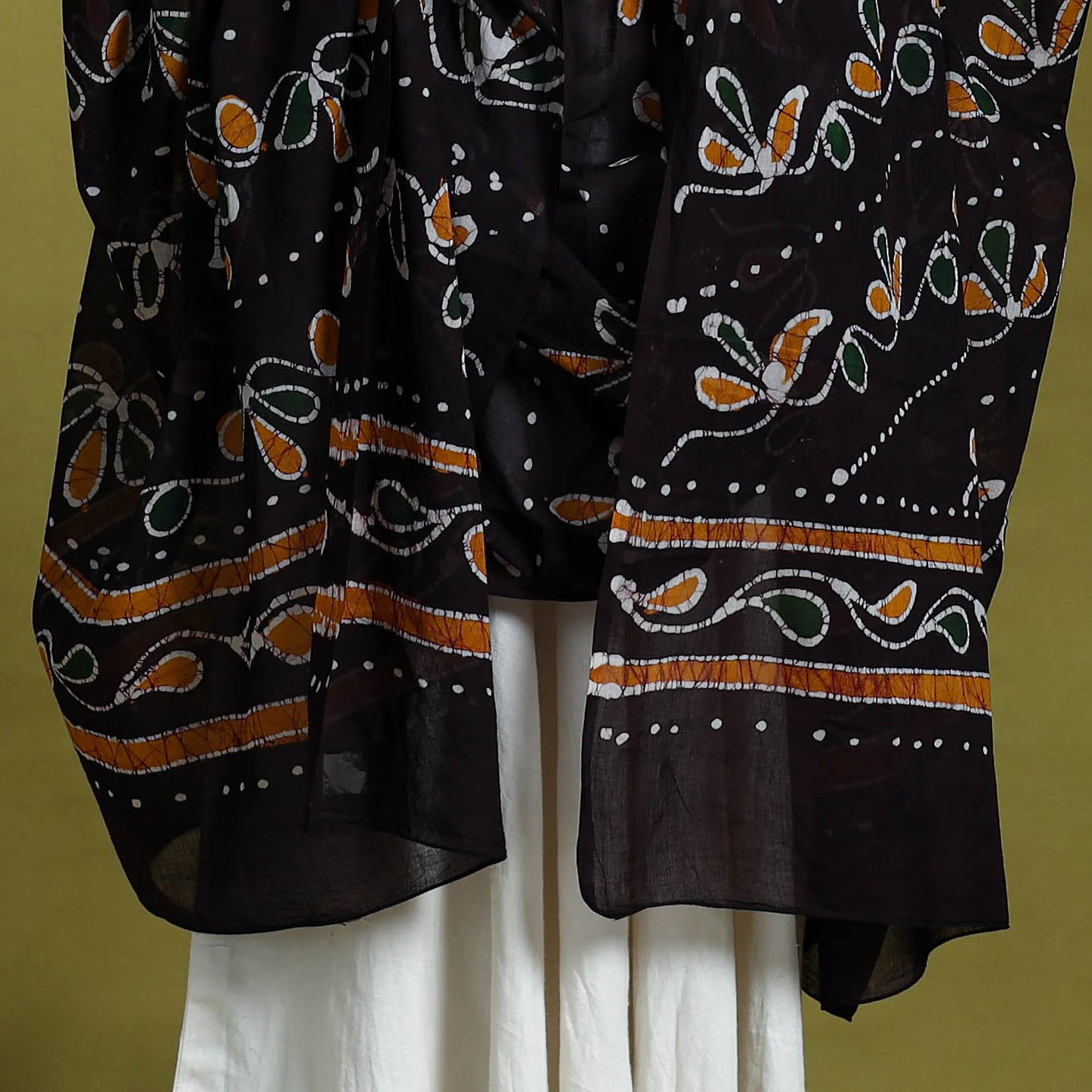  Black Cotton Hand Batik Print Dupatta