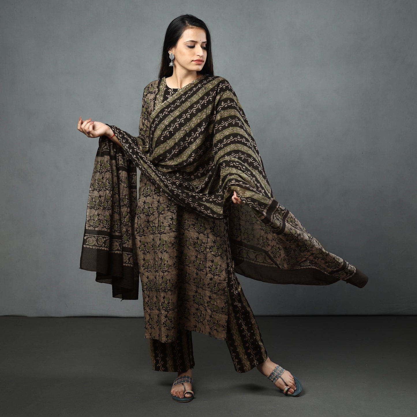 Buy Black Cotton Hand Batik Print Kurta Set