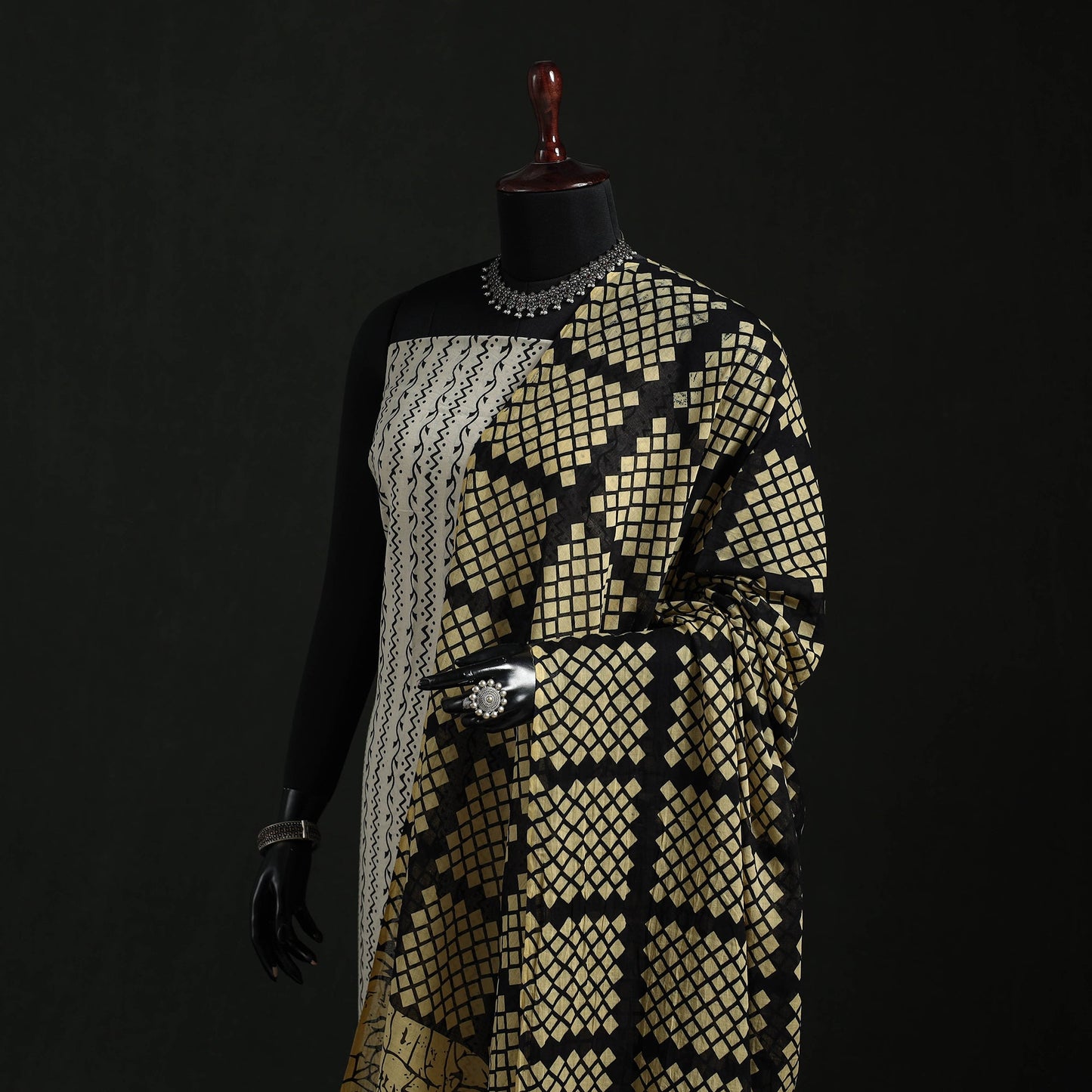 Cotton jaipur printed dupatta 12 - handcrafted