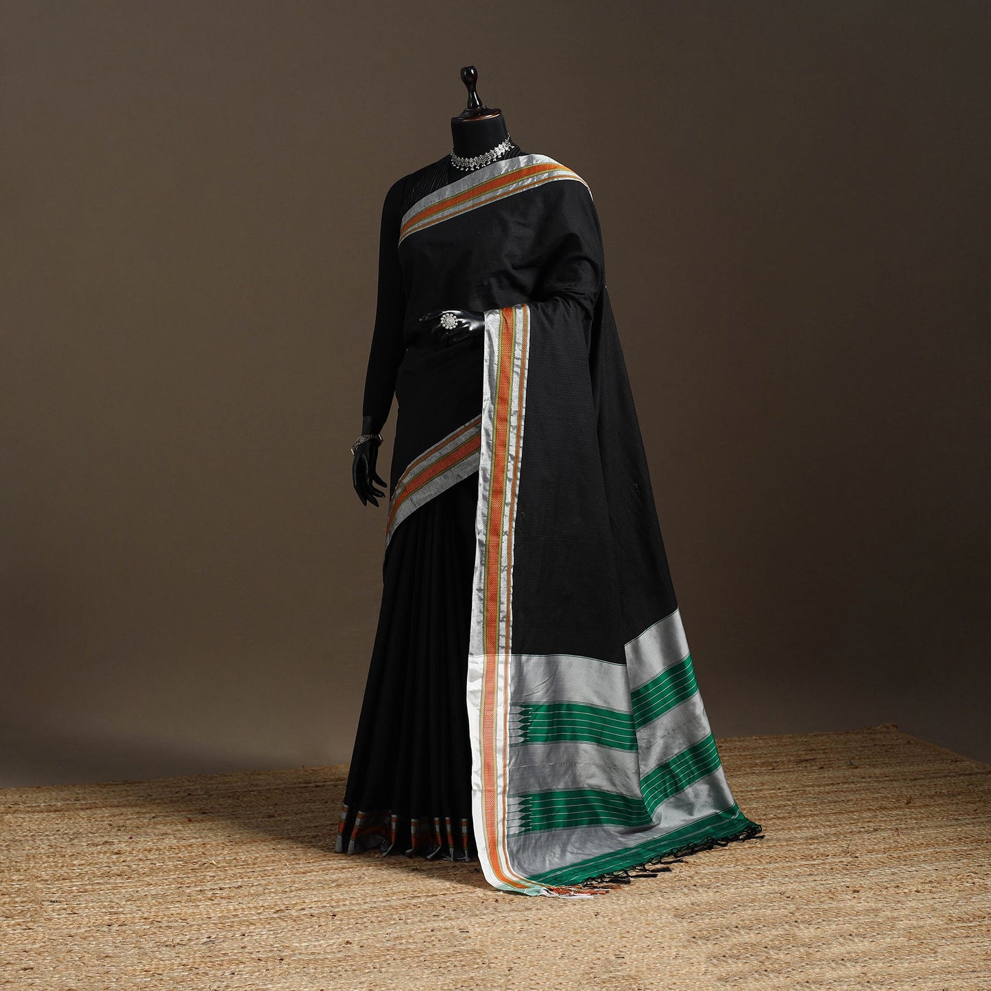 Cotton khun saree with chikki paras border 14 - handcrafted