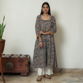 Buy Block Print Cotton A-Line Black Kalamkari Kurta for Women