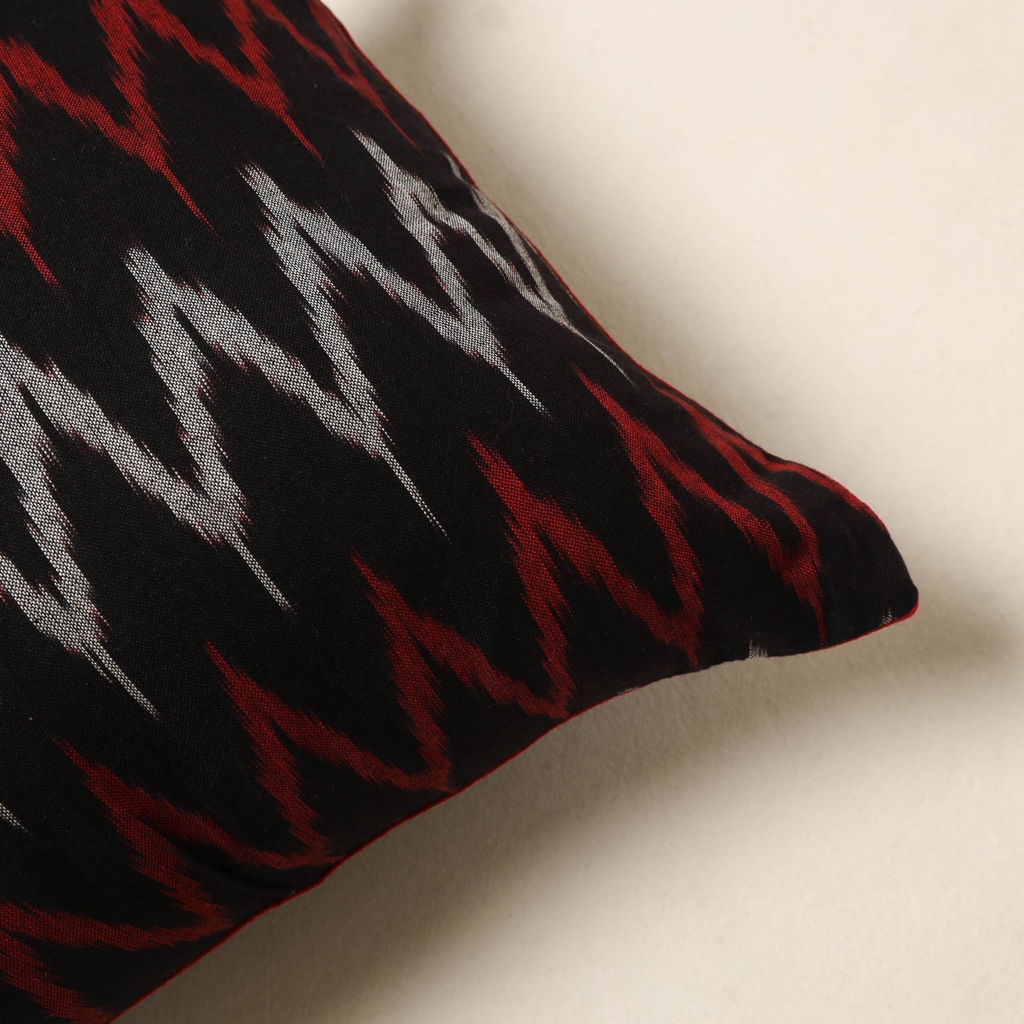 Black - cotton pochampally ikat cushion cover 41