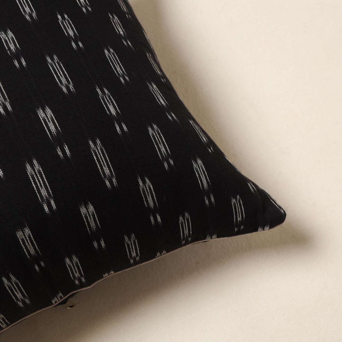 Black - cotton pochampally ikat cushion cover 44
