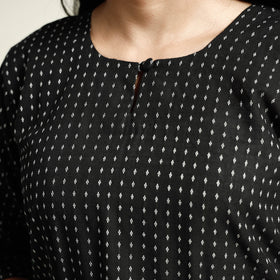 Black - Cotton Straight Jacquard Kurta 16