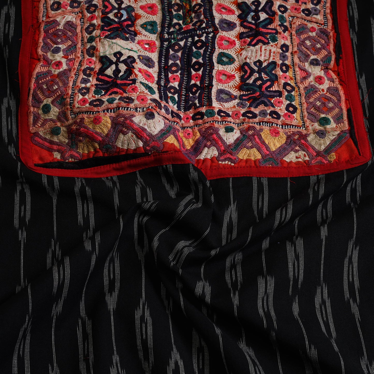 Buy Black Desert Thread Embroidery Ikat Kurta Material