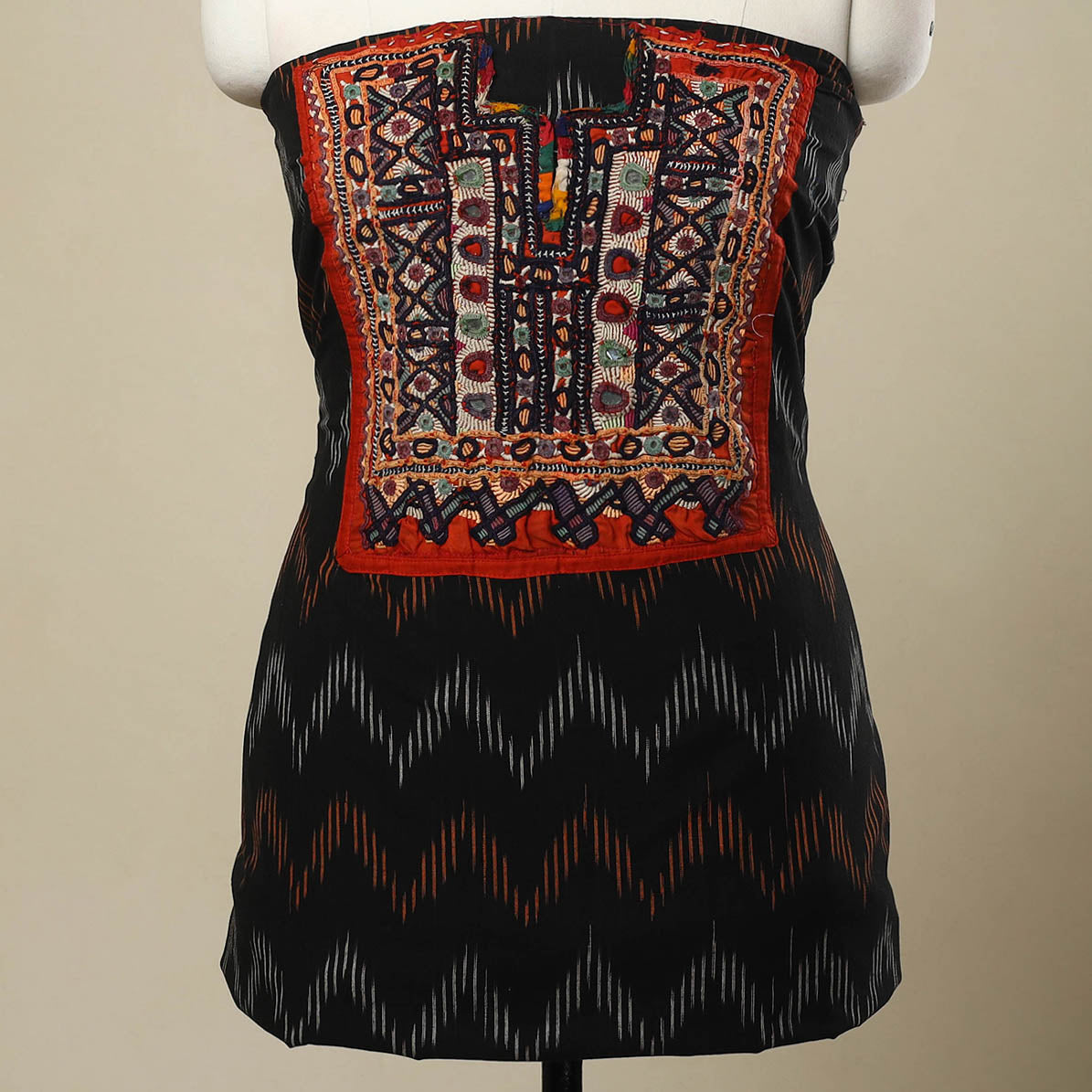 Buy Black Desert Thread Embroidery Ikat Kurta Material