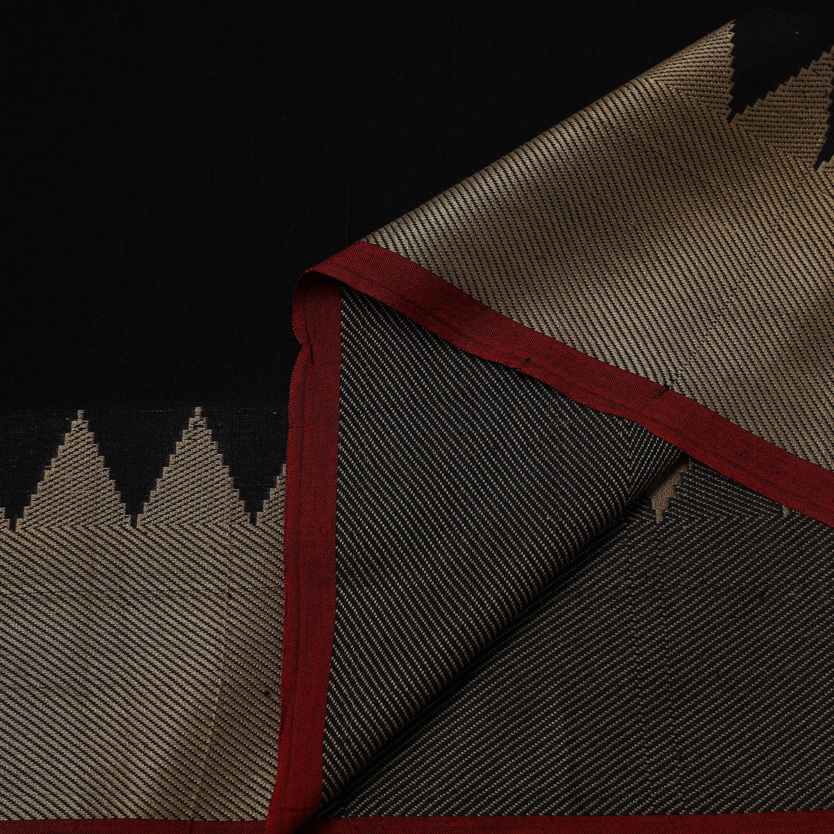 Dharwad cotton fabric with border 34 - handcrafted