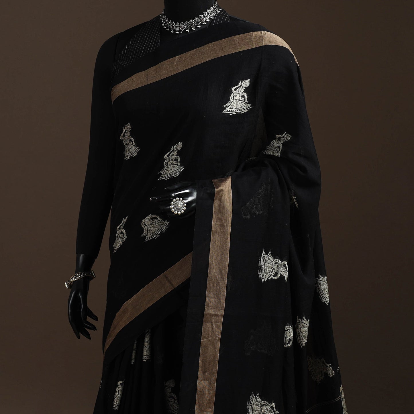 Dharwad cotton saree with thread buta 07 - handcrafted