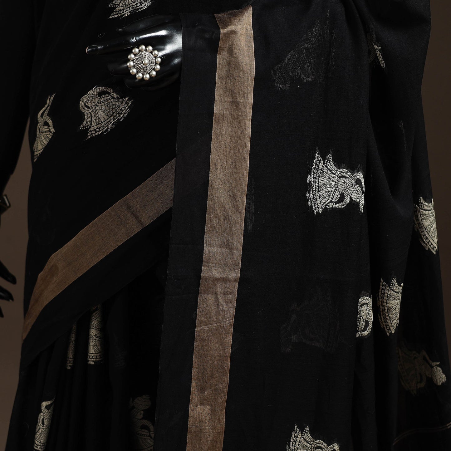 Dharwad cotton saree with thread buta 07 - handcrafted