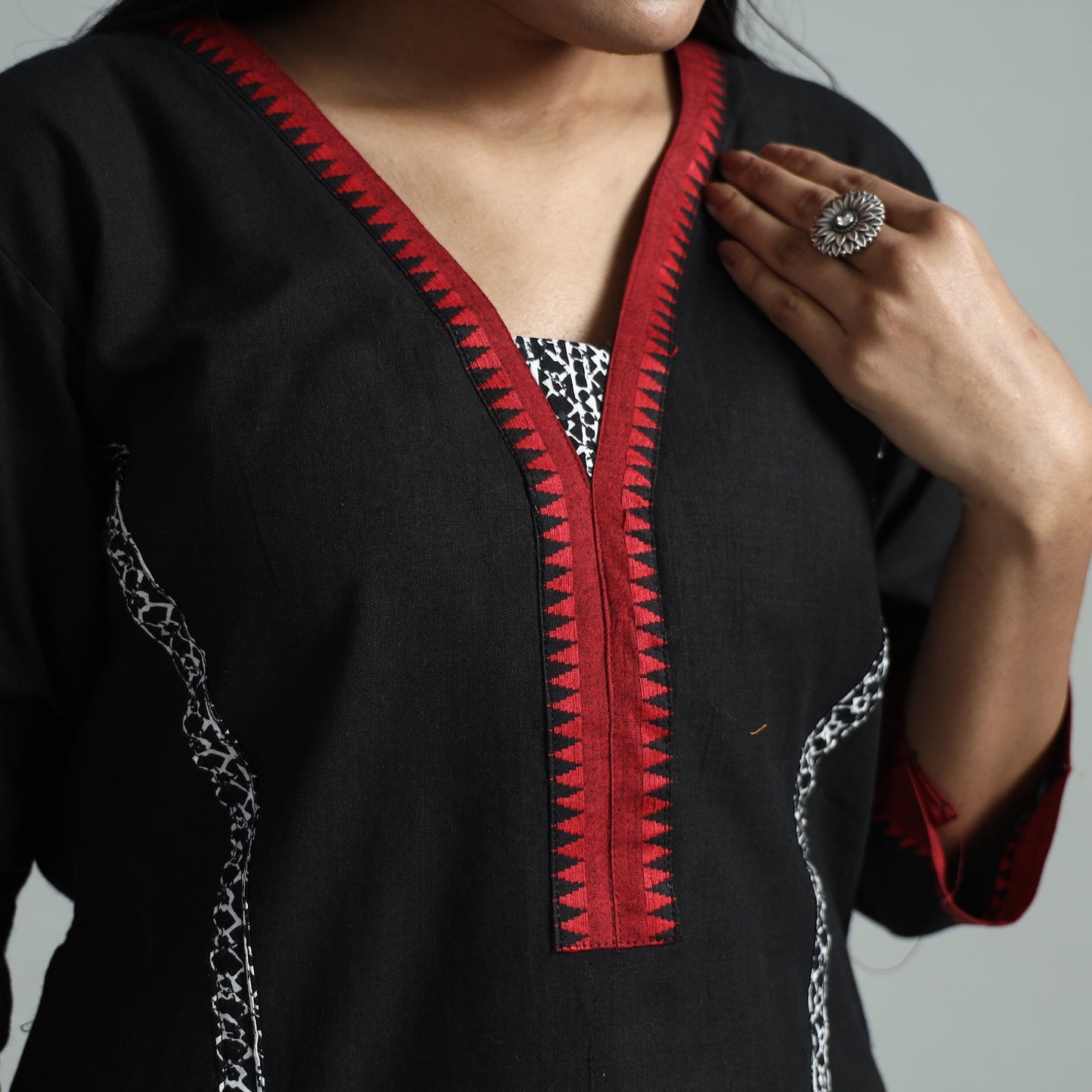 Black - dharwad cotton straight kurta with sanganeri