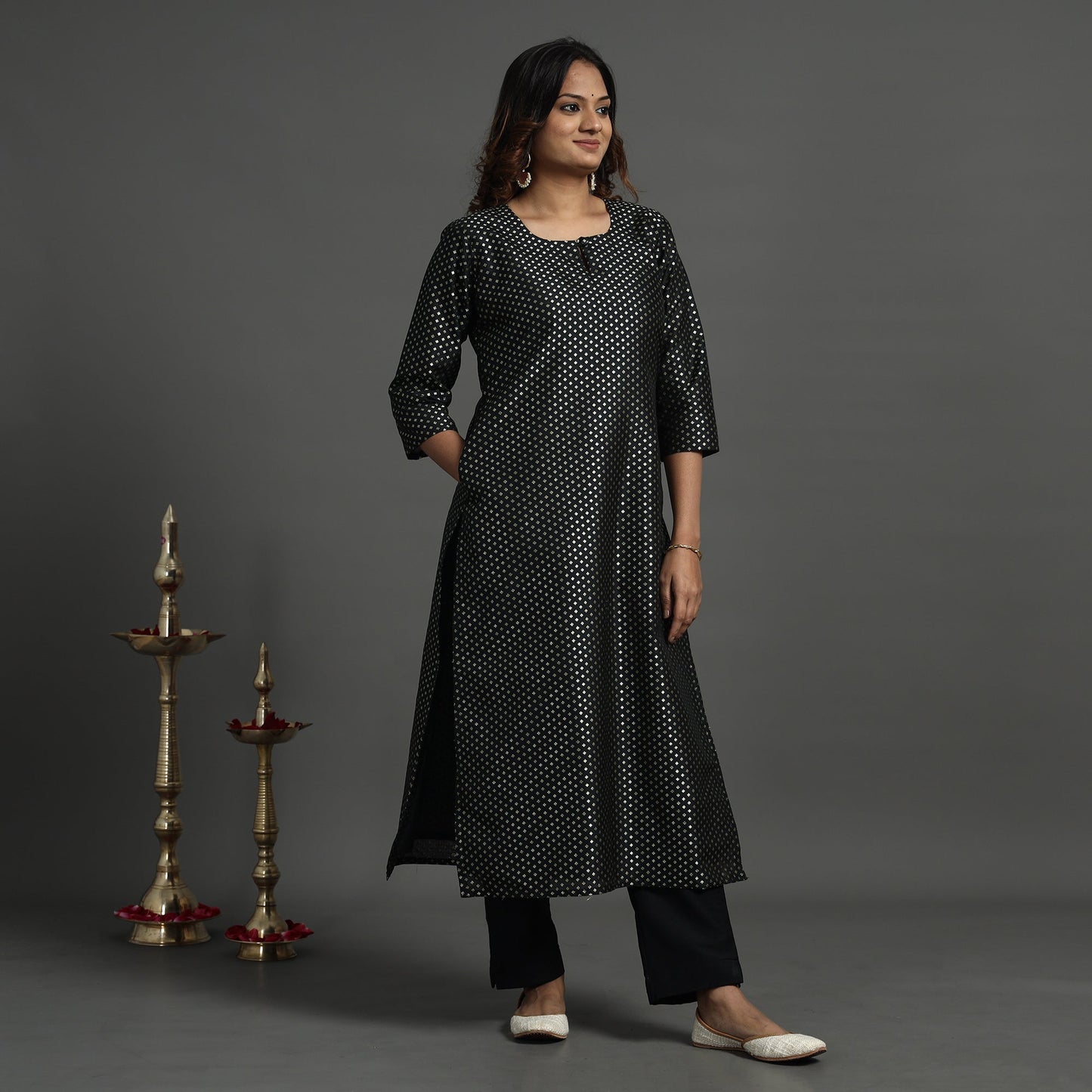 Buy Elegant Banarasi Brocade Silk Kurta with Pant Set Online at iTokri.com