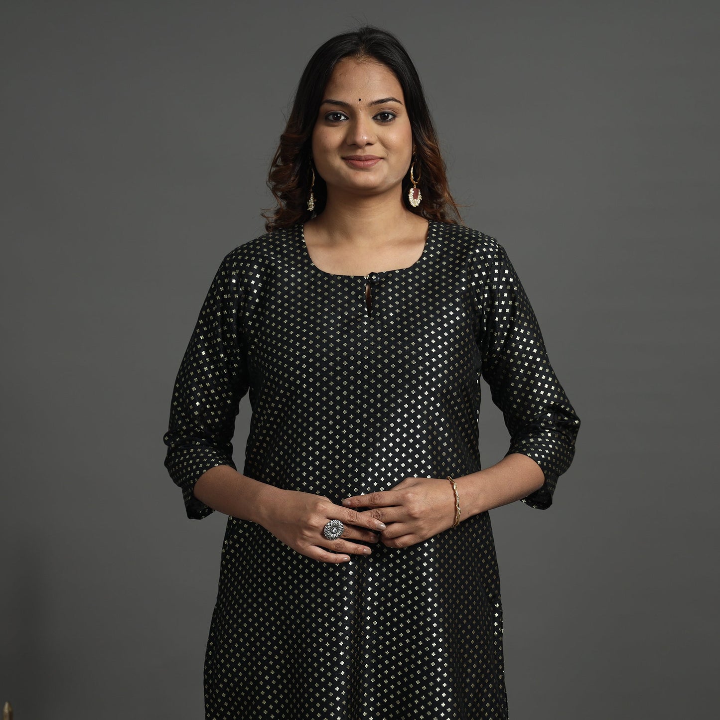 Buy Elegant Banarasi Brocade Silk Kurta with Pant Set Online at iTokri.com