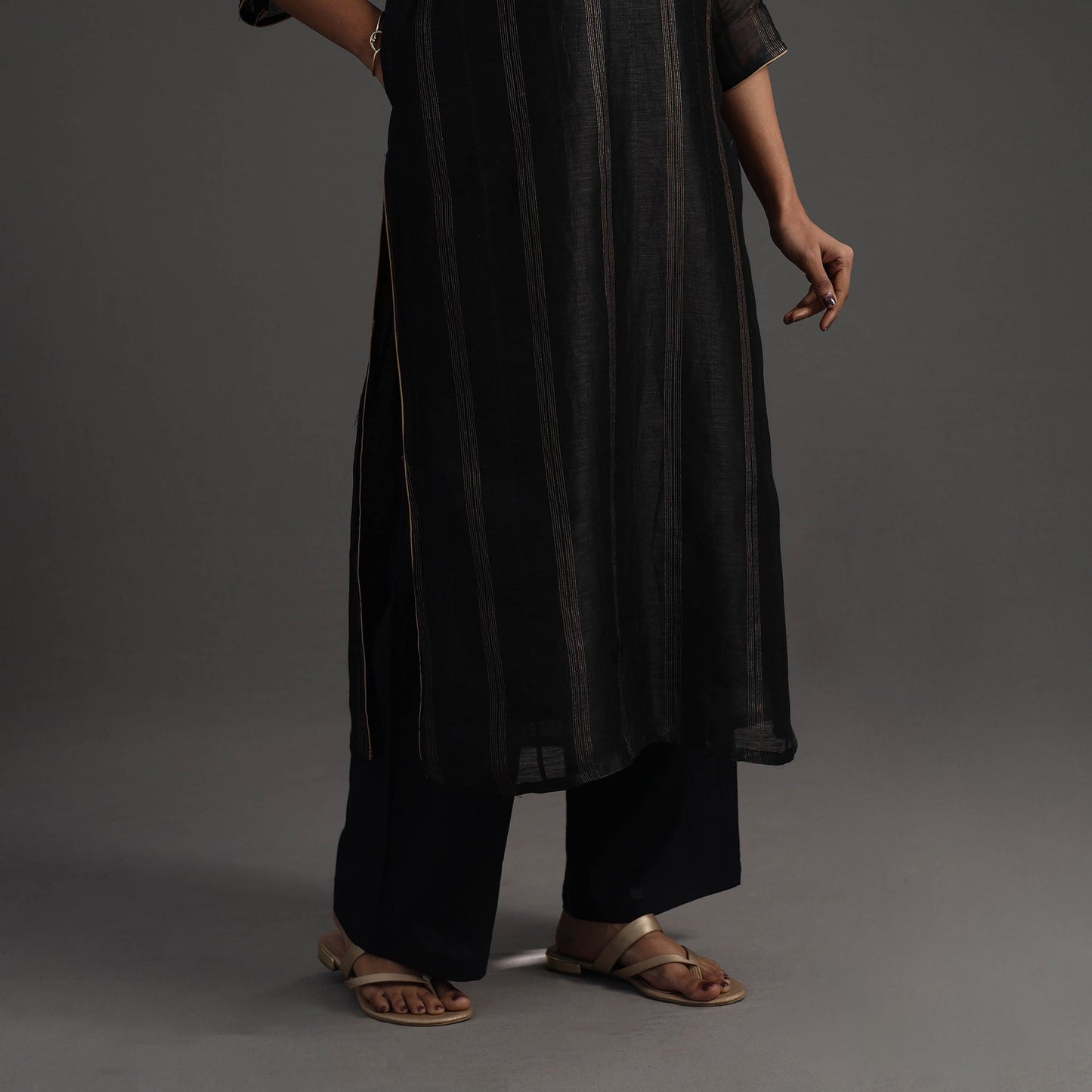 Buy Black Elegant Linen Silk Handloom Plain Kurta Set