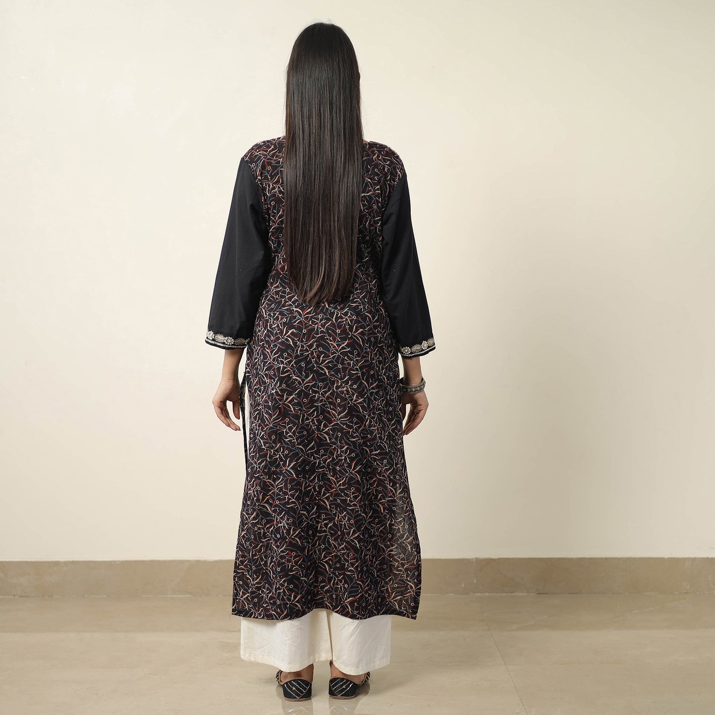 Exclusive Hand Zardozi Embroidery Mul Cotton Kurta for Women