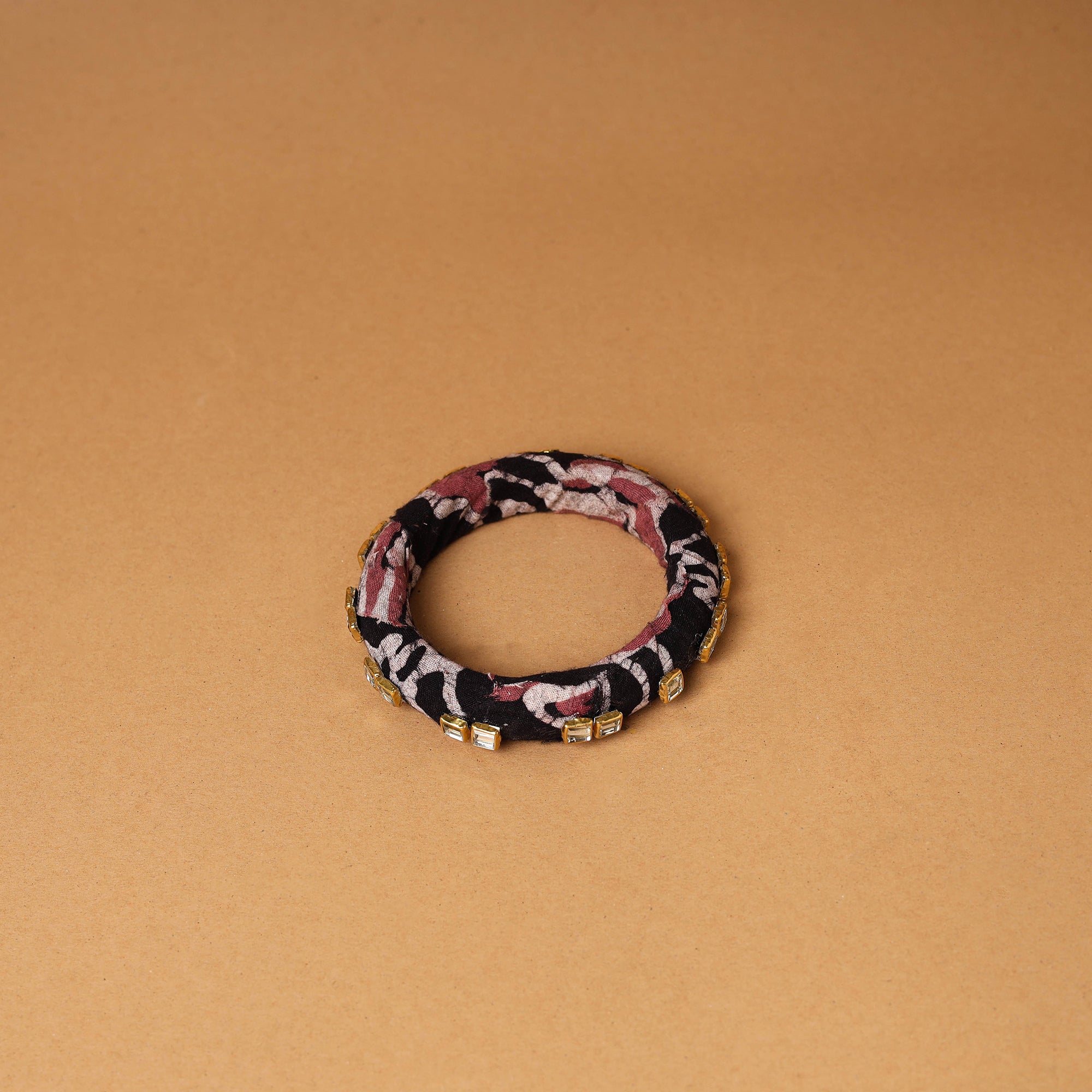 Fabart Kundan Work Handmade Bangle 07