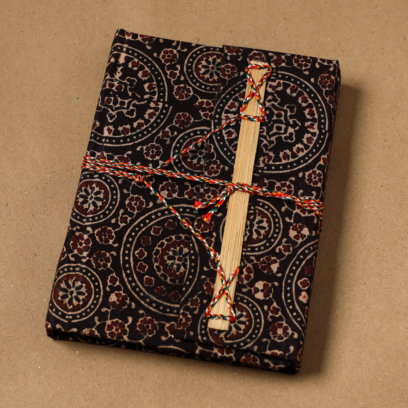 Fabric cover handmade paper notebook with thread lock 65